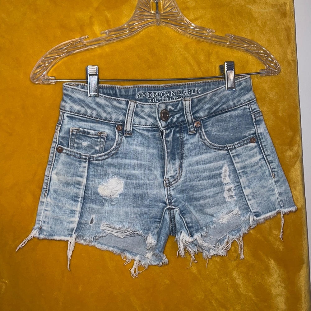 American Eagle Super Stretch Shorts 00